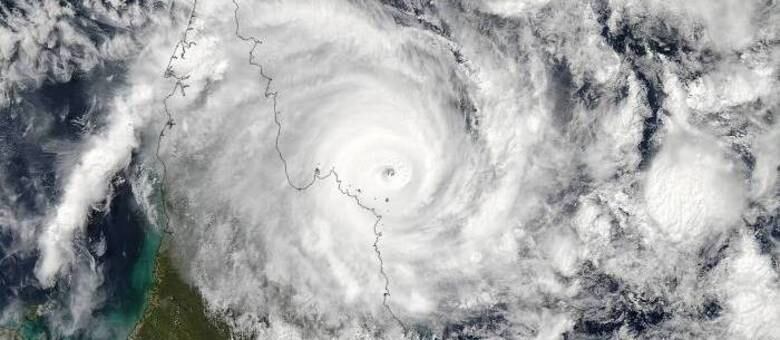 O ciclone estava a 195 km e trouxe preocupações