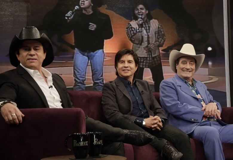 “Foi o primeiro programa, no horário nobre da
televisão, sertanejo... Tinha fila para pegar ingresso, ficava gente de fora”,
relembra o apresentador