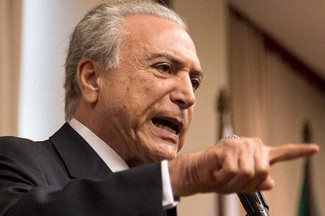 Michel Temer finaliza a articulação que deve levar o PMDB a desembarcar do governo da presidente Dilma Rousseff