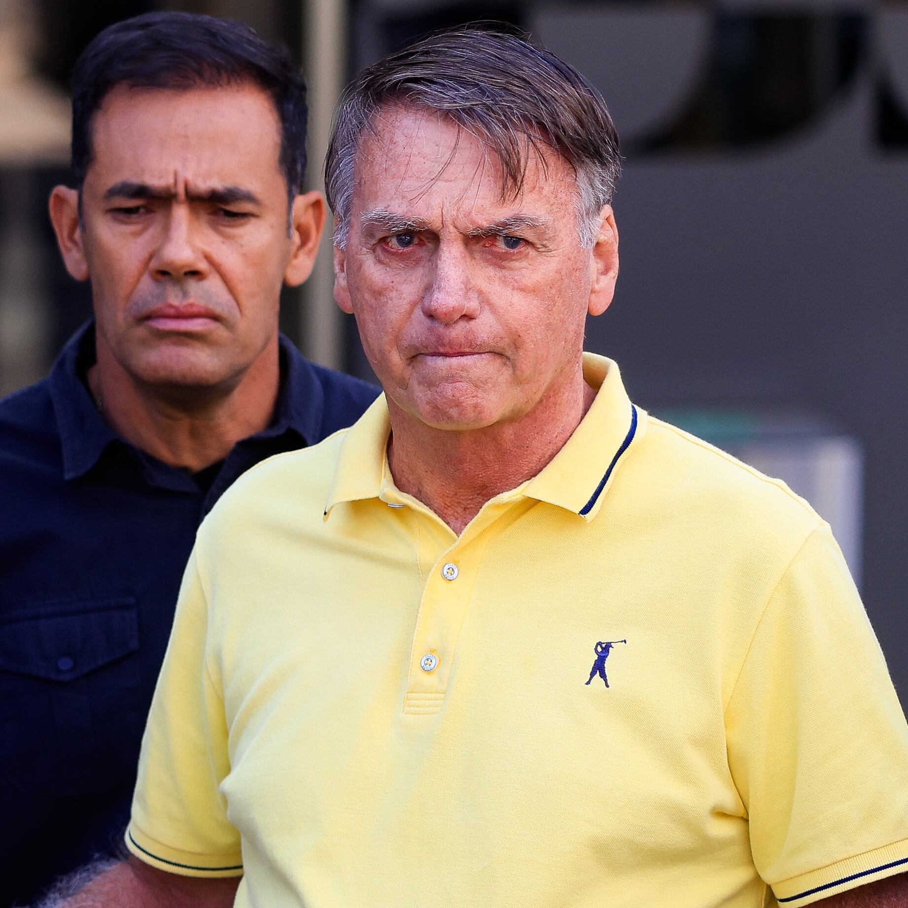 Bolsonaro completa um mês com tornozeleira eletrônica