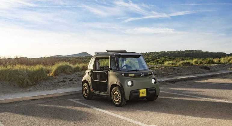 Modelo tem desenho aventureiro com cor cáqui