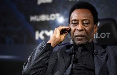 Pelé agradeceu às mensagens de apoio