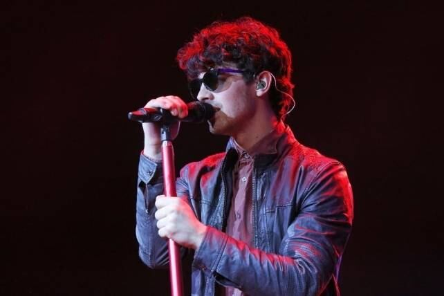 Março
O Jonas Brothers tocou em um domingo (10) em São Paulo para
a alegria das meninas. A banda se apresentou no Credicard Hall, que estava
lotado