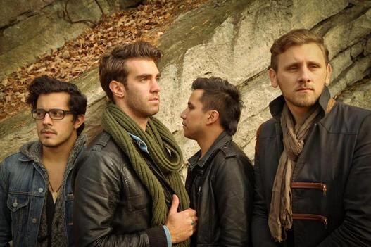Outra
música popular que está na lista é Best Day Of My Life, da banda The American
Authors. Com mais de 52 milhões de views no YouTube, a canção caiu nas graças
dos amantes de música de todos os lugares e está confirmada no novo jogo de
rock