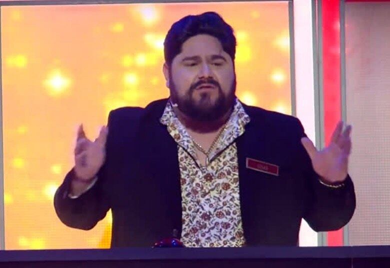 O sertanejo, ao lado
dos outros profissionais que compõem o grandioso painel da atração, julgará os
dez participantes que concorrem ao prêmio de R$ 300 mil do programa