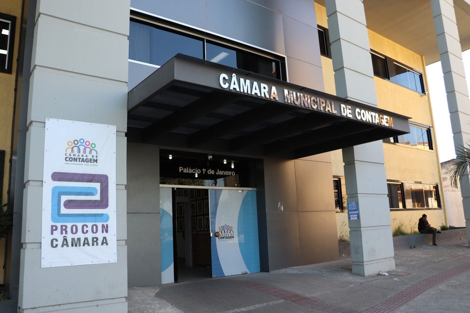 Prédio novo fica ao lado da Câmara Municipal de Contagem (MG
)