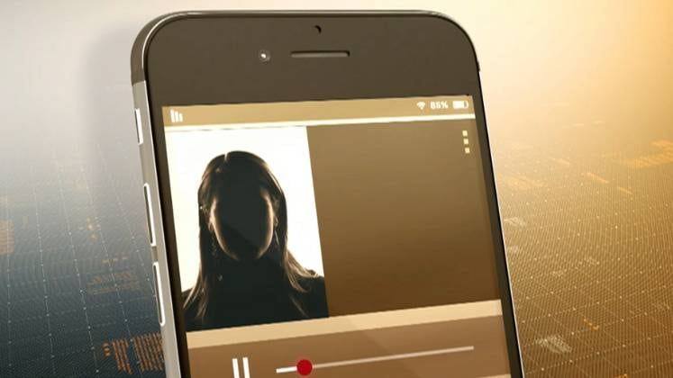 Em um áudio para a família da Júlia, Bia conta que ofereceu carona para as jovens voltarem para casa. Mas, elas queriam permanecer no local