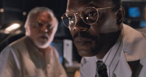 Samuel L. Jackson é outro que não perde uma chance de morrer
nos cinemas. Ele já bateu as botas 14 vezes em filmes como Star
Wars: Episódio III — A Vingança dos Sith (2005), Kill Bill 2
(2004) e Parque dos
Dinossauros (1993)