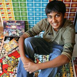 Anshul Samar

Assim como a maioria dos estudantes do quarto ano, Anshul Samar adorava jogos
de cartas. Aos 12 anos, ele começou a desenvolver o seu próprio jogo, chamado
Elementeo. A ideia de Anshul era tornar a química divertida, usando ações como,
por exemplo, simular “batalhas” entre elementos diferentes da tabela periódica,
com o objetivo de obter elétrons.

 



Desde a criação do Elementeo, Anshul, que hoje tem 21 anos e estuda na Universidade de
Stanford, continuou atualizando o jogo e criou também um grande fundo de financiamento
para outros jovens empreendedores. Ele já foi, inclusive, um dos palestrantes
do TEDx Talk, falando para milhares de pessoas sobre o assunto que mais
entende: jogos de cartas e o Elementeo
