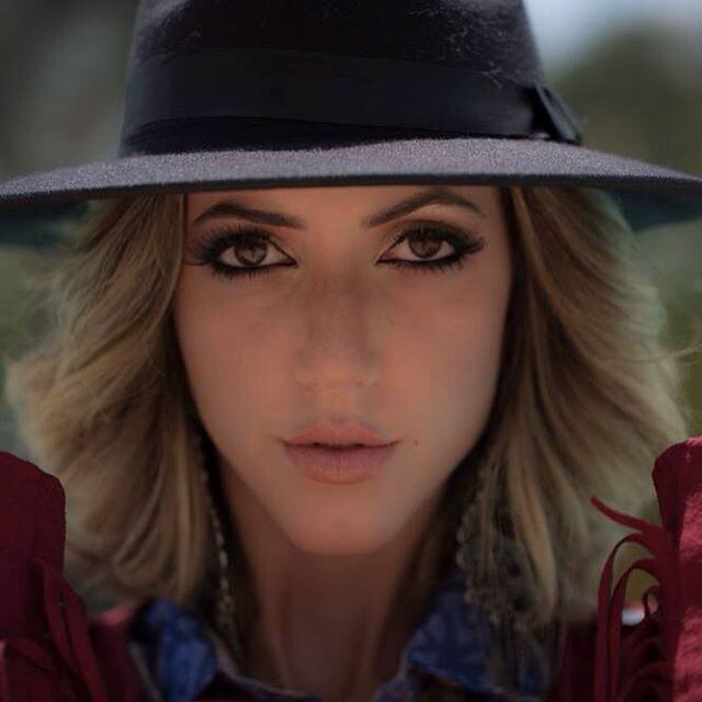 Na internet, ela já tem a torcida do público