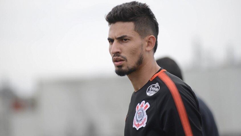 Pedro Henrique durante treino do Corinthians