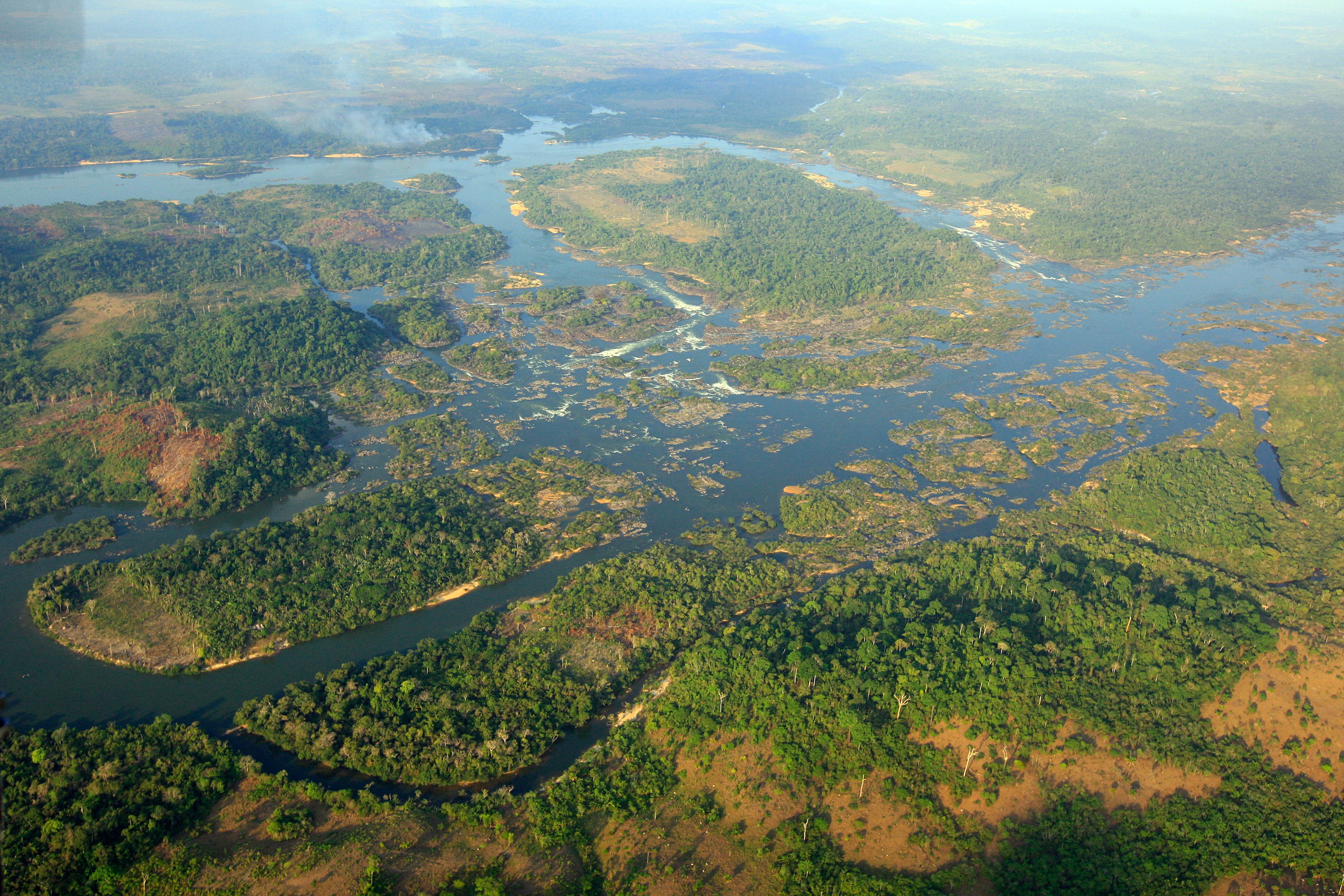 Vista aérea do rio Xingu, no Pará, onde será construída a hidrelétrica de Belo Monte