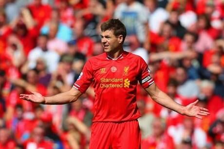 Gerrard acumulou dez títulos em 695 partidas disputadas no clube