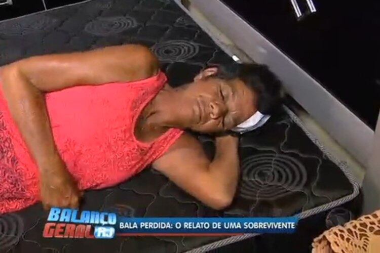 Mulher diz que tem medo de dormir em casa após ser baleada