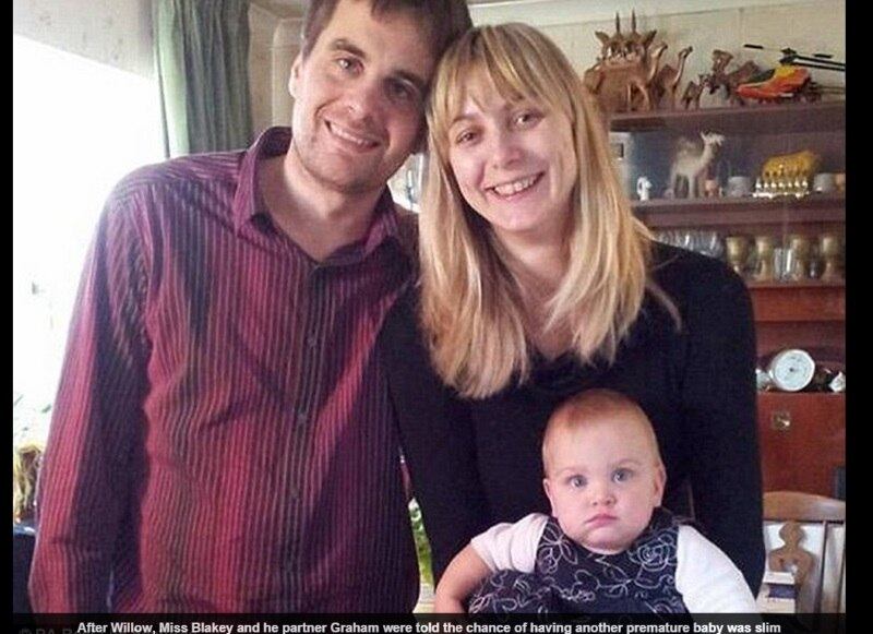 A mãe conta que o parto de Willow durou seis horas. 

— Foi torturante, e
ao final eu nem pude segurá-la. Ela foi direto para a unidade de tratamento
intensiva. Ela foi liberada para ir para casa somente 45 dias depois