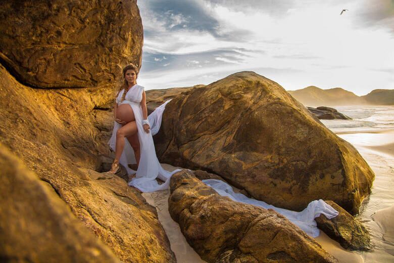 Grávidas! Bárbara Borges é uma das modelos fotografadas por
Moskow na exposição "Sublime", . Na galeria da livraria Leitura do
Park Shopping Campo Grande/ RJ até 04/11. De seg. a sáb. das 11h às 23h e dom.
das 15h às 21h. Grátis