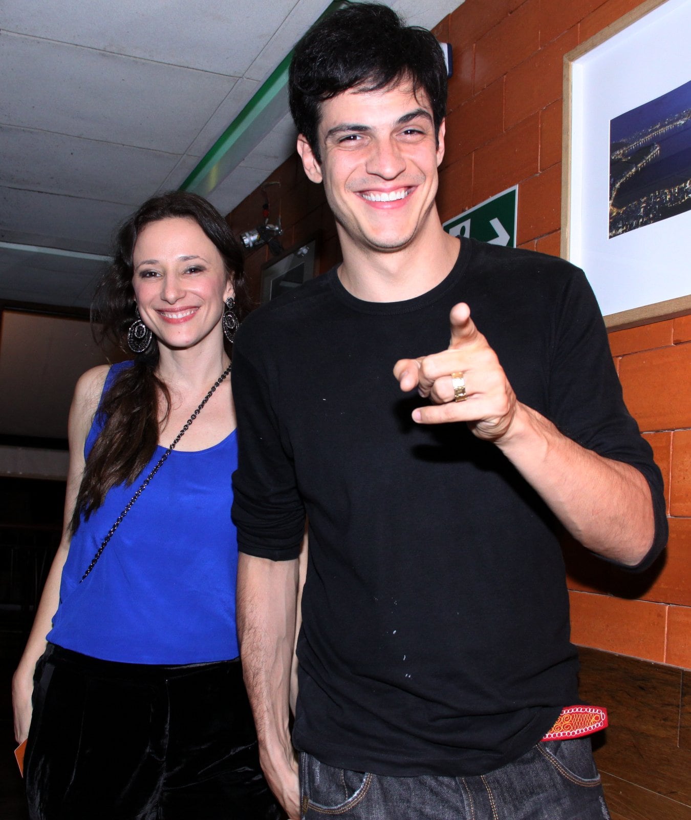 Mateus Solano fala sobre romance de seu personagem na novela: “É baseado no  afeto