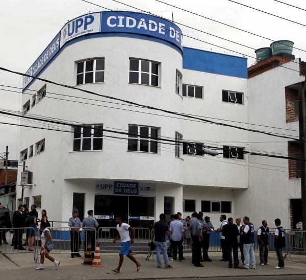 Folha Vitória - Cidades 4