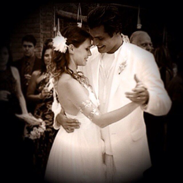 Vanessa Lóes nega crise no casamento com Thiago Lacerda