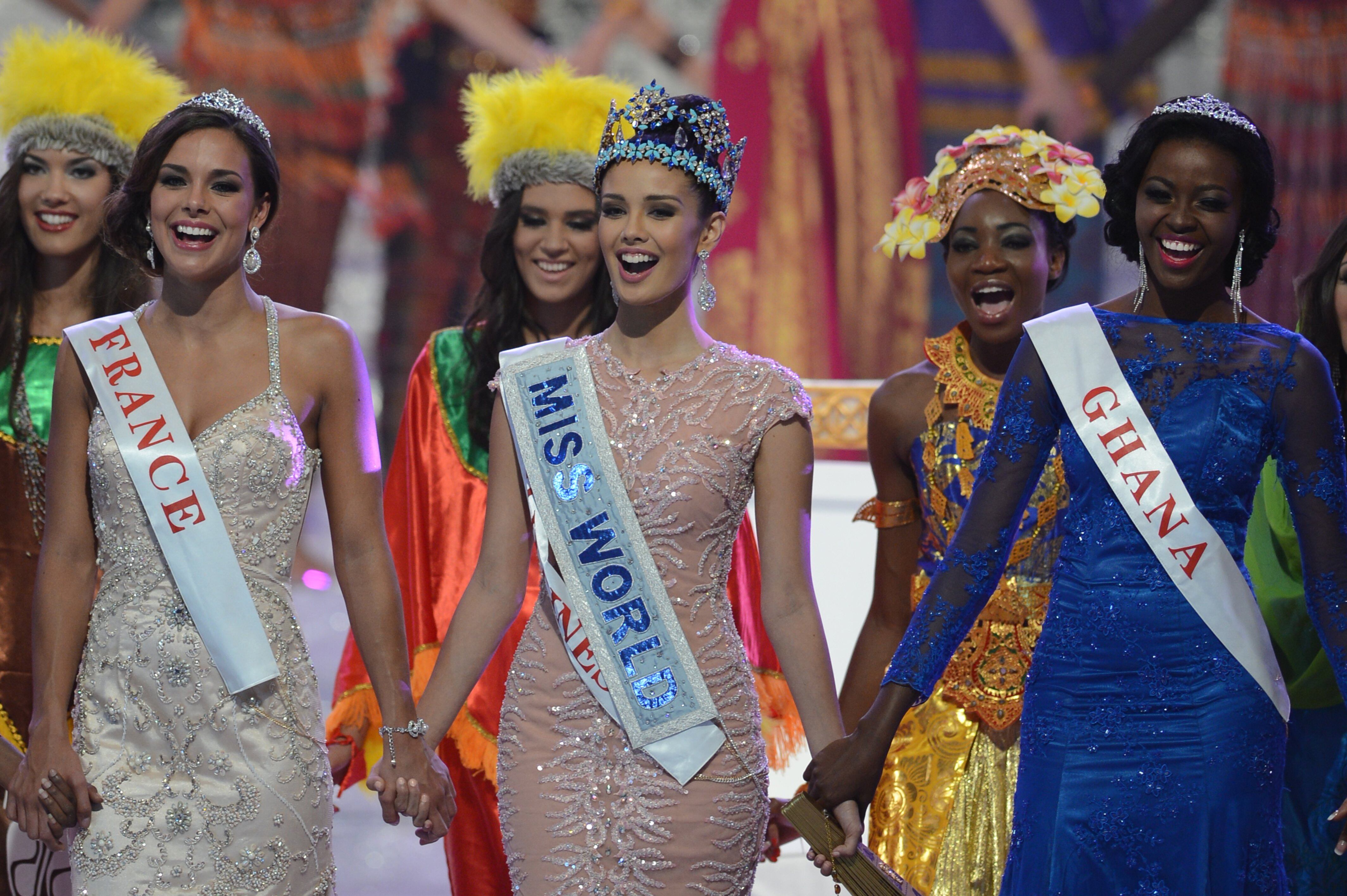 Em segundo lugar, ficou a Miss França e em terceiro, a Miss Gana