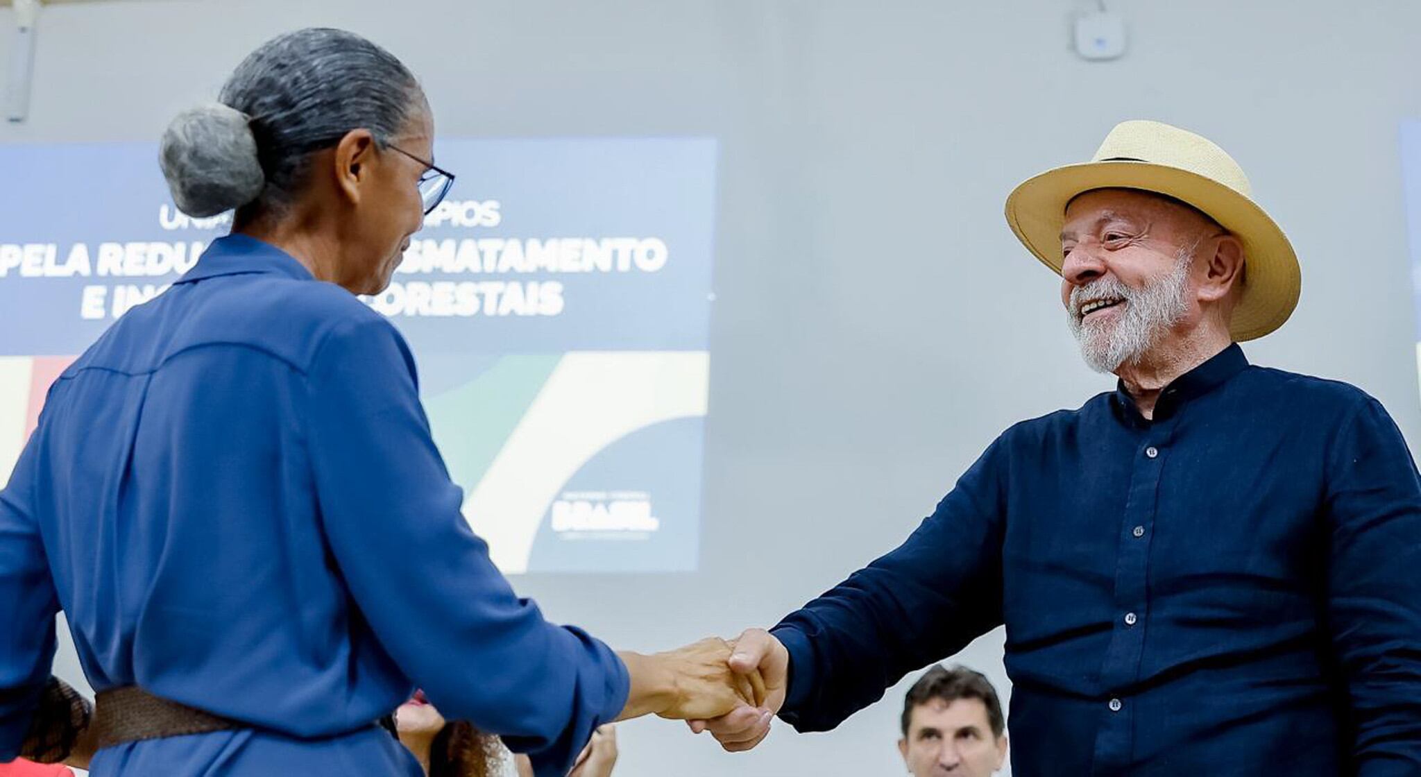Presidente da República, Luiz Inácio Lula da Silva, durante cerimônia de implementação do Programa União com Municípios pela Redução do Desmatamento e Incêndios Florestais. Universidade Federal do Amazonas (UFAM), em Manaus - AM.