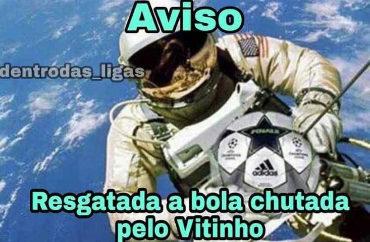 Vitinho isola bola contra o São Paulo e vira meme nas redes sociais