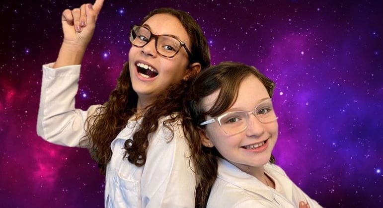 Bia e Bella têm um projeto de divulgar a ciência