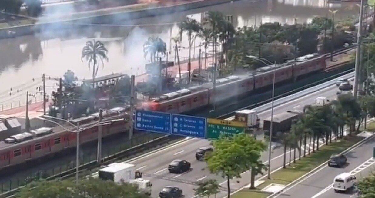 Falha aconteceu durante greve do Metrô e da CPTM