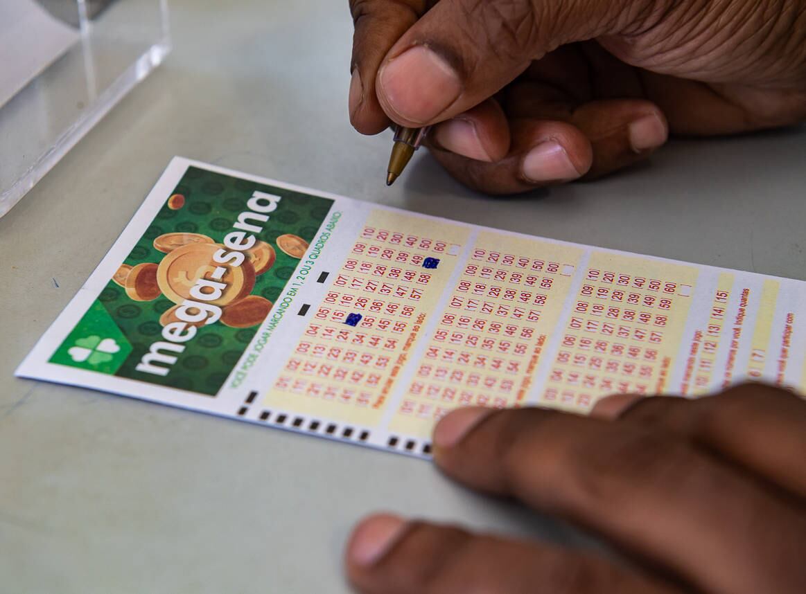 A aposta simples da Mega-Sena custa R$ 4,50