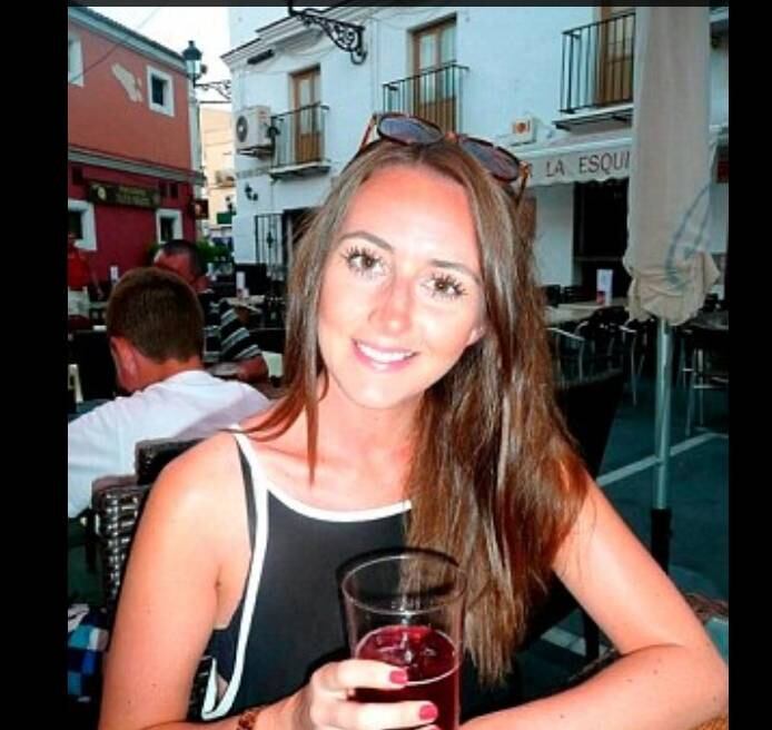 Como você se sentiria se descobrisse que um estranho está usando suas fotos e detalhes da sua vida para criar contas fake e atrair homens para relacionamentos amorosos durante mais de três anos? Essa sensação de horror foi descrita por Ruth Palmer, 25 anos, após descobrir que ela teve sua identidade roubada na internet