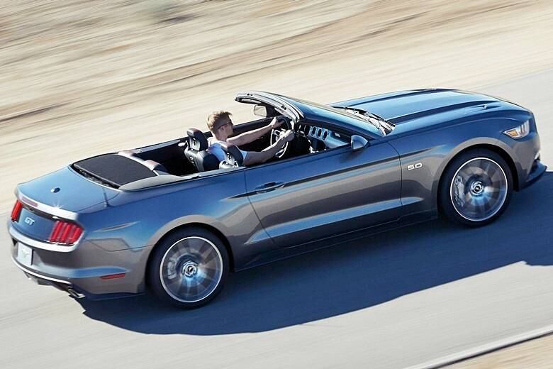 Ford Mustang Convertible 2015