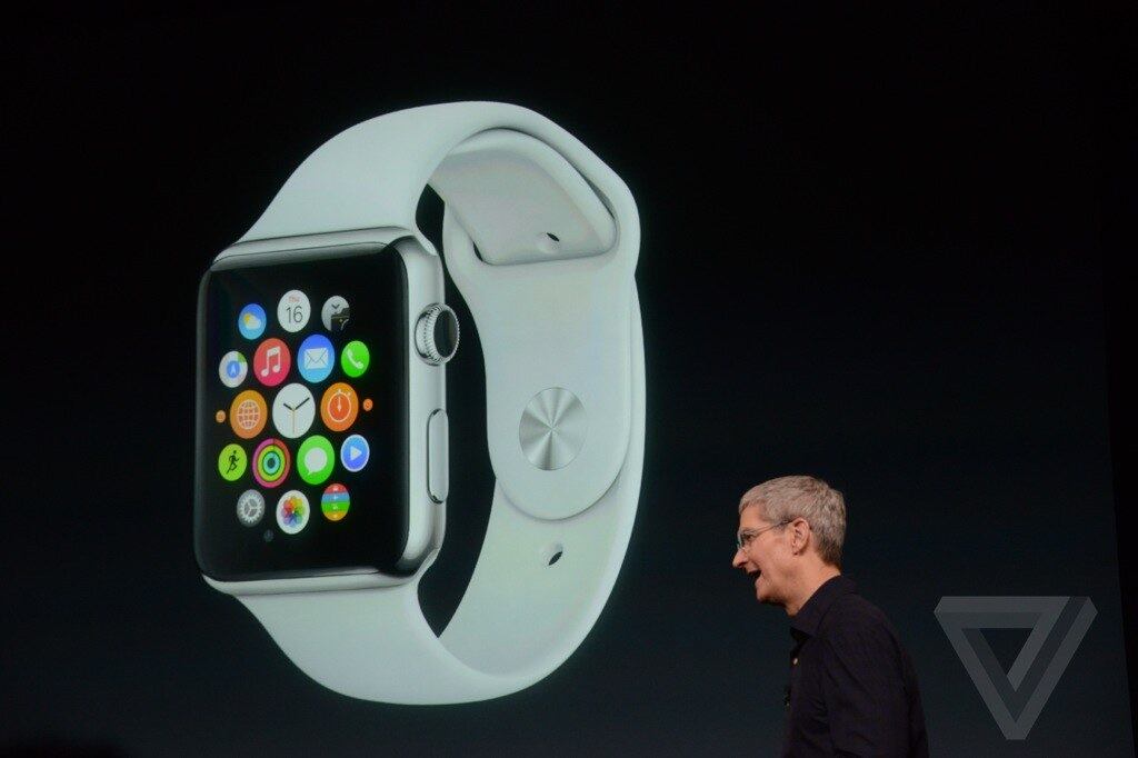 No mesmo evento de lançamento dos novos iPhones, a Apple apresentou o seu primeiro relógio inteligente, o Apple Watch