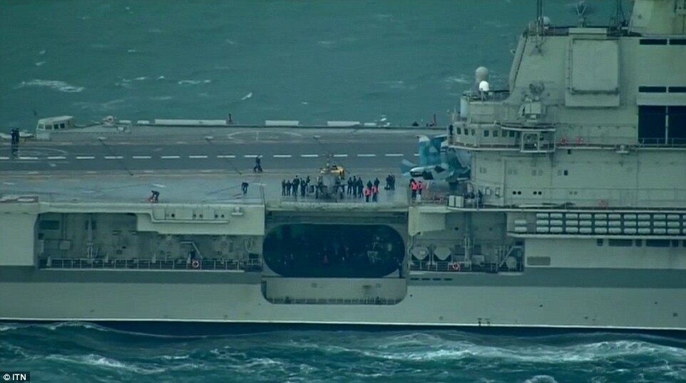 Os navios têm o objetivo de chegar ao Mediterrâneo oriental para atuar na guerra da Síria, onde os russos apoiam as forças do governo 