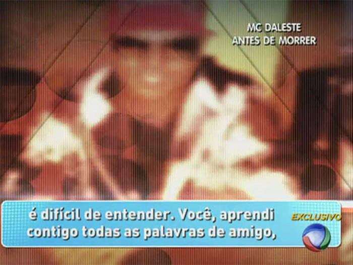 

Unam-se irmãos. Pai, você foi demais para mim, me ensinou a viver,



+ Aproveite e confira as matérias do programa Domingo Show

+ Já curtiu a página do Domingo Show no Facebook? É só clicar!

+ Siga o Domingo Show no Twitter e receba todas as notícias do programa
