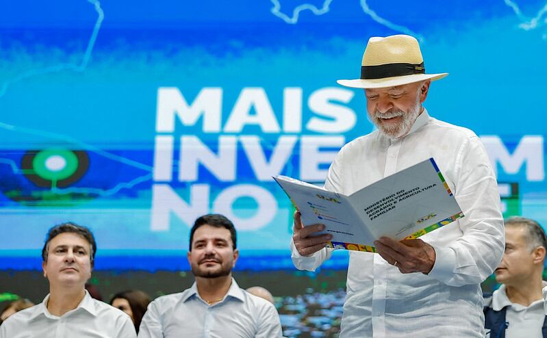 Anúncio foi feito em Rio Branco, com a presença do presidente Lula