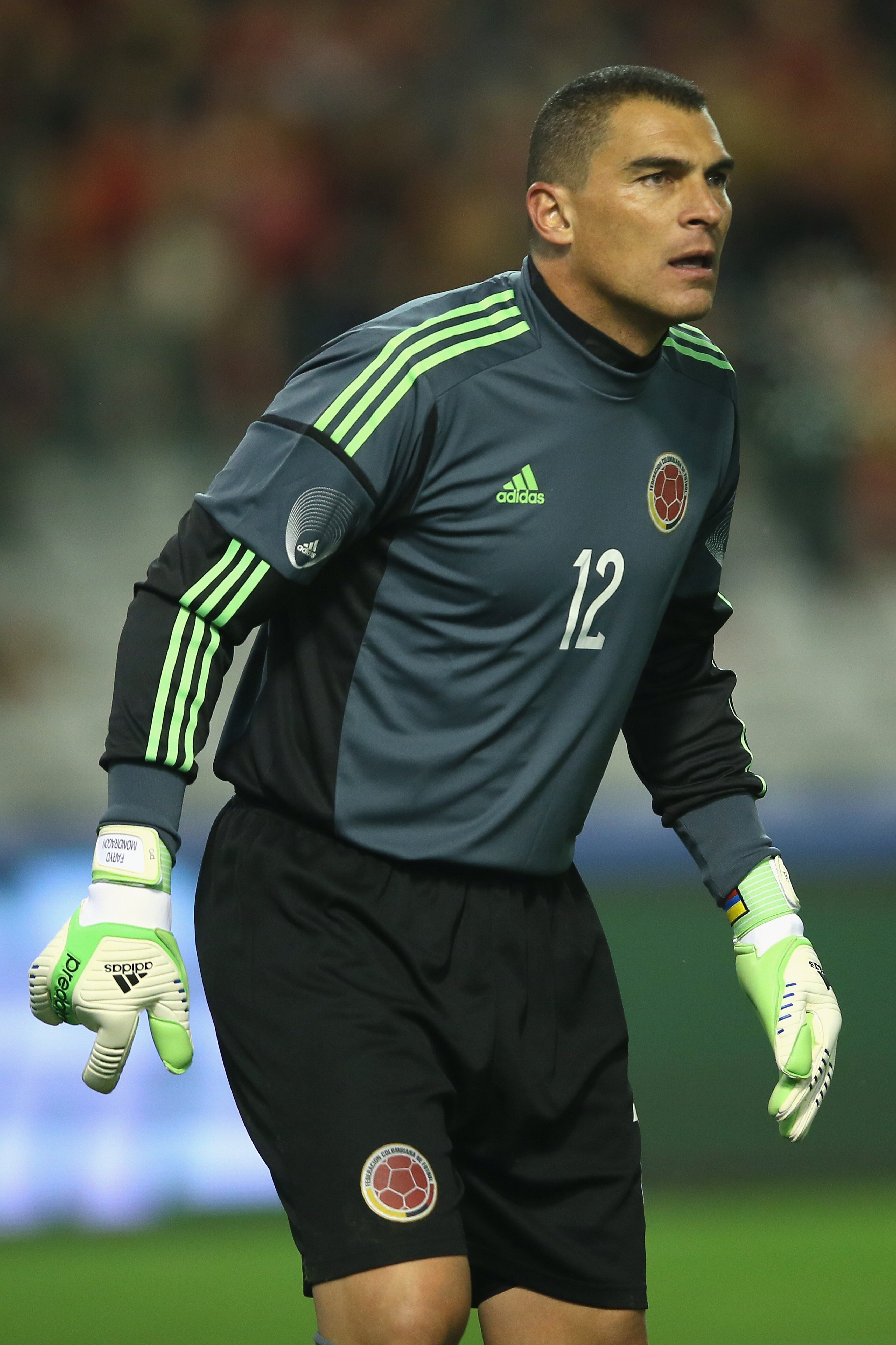 Na outra ponta da linha do tempo está o goleiro da Colômbia, Faryd Mondragón, que completa 43 anos no próximo dia 21. O arqueiro tem duas Copas no currículo, a de 1994, quando foi reserva, e a de 1998