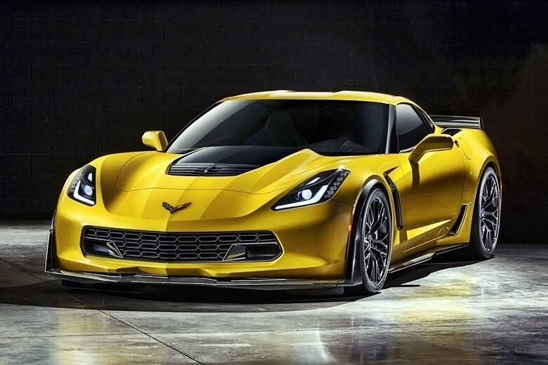 A expectativa em relação ao ZR1 inclusive é enorme, porque o antigo era capaz de despejar 638 cv e 83,5 m.kgf, quase a mesma potência, mas menos torque que o despejado pelo novo Corvette Z06 (625 cv e 87,7 m.kgf)

Saiba tudo sobre carros! Acesse R7.com/carros
E confira os melhores preços de novos e usados em r7.icarros.com.br