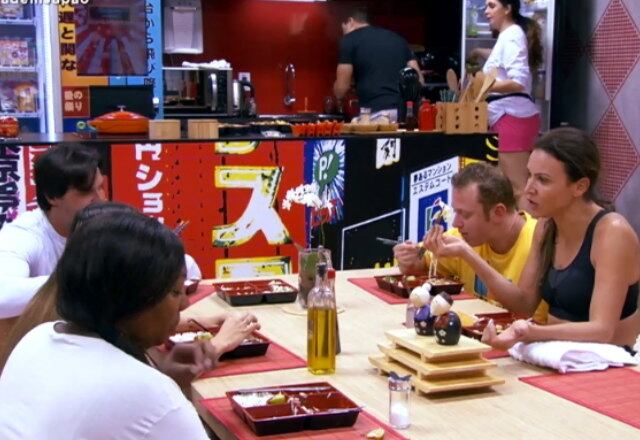 "Vocês não tem que achar que por ter três atletas em um time, nós somos invencíveis", rebateu Maurren