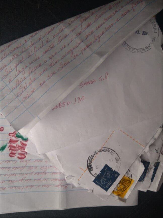 Com a pandemia, cartas escritas pelos presos demoram a chegar aos familiares