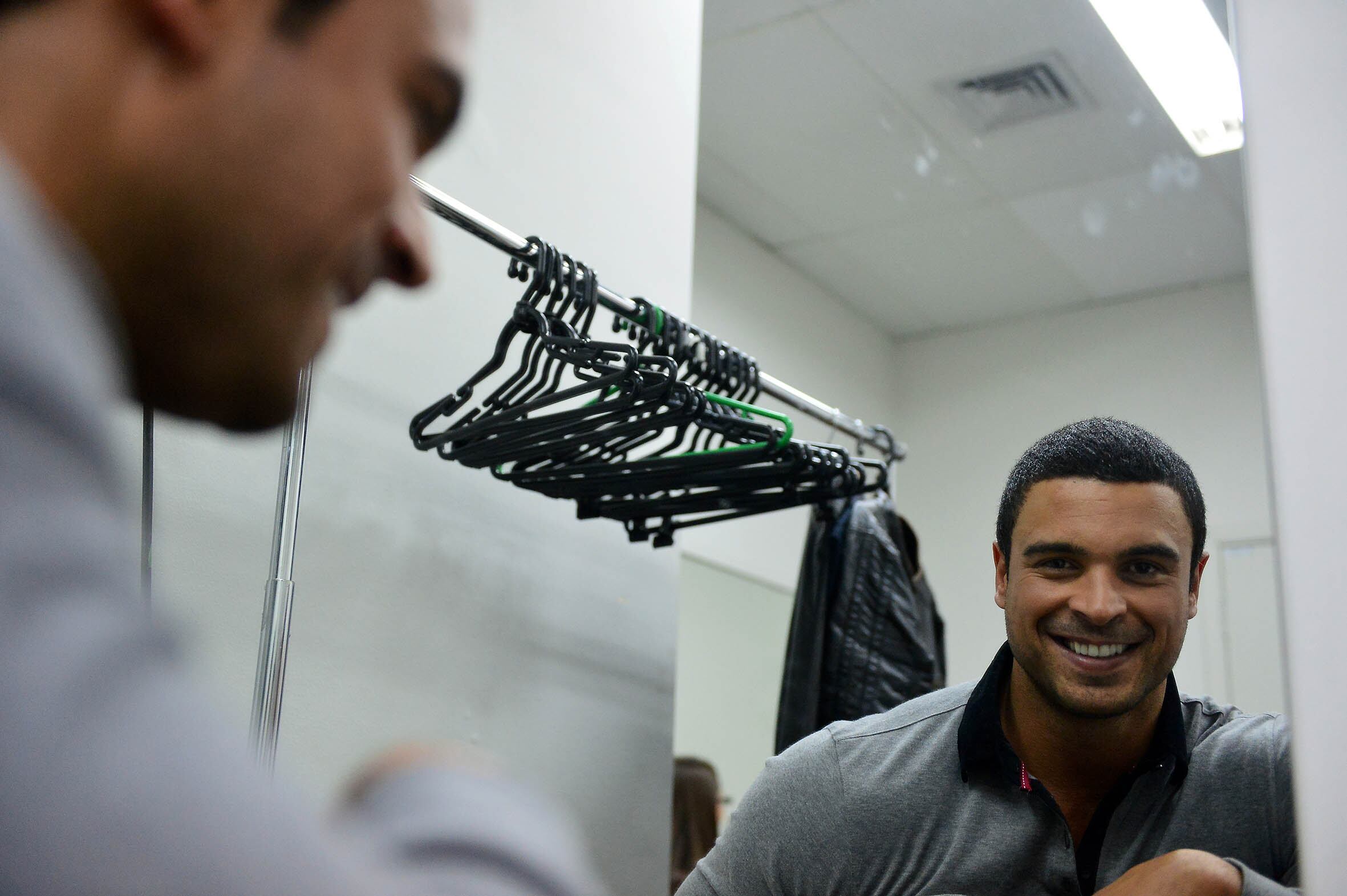 Gustavo Salyer debateu o tema traição no programa de Ana Hickmann, Ticiane Pinheiro e Britto Junior. Para ele, é difícil confiar na parceira depois da traição
