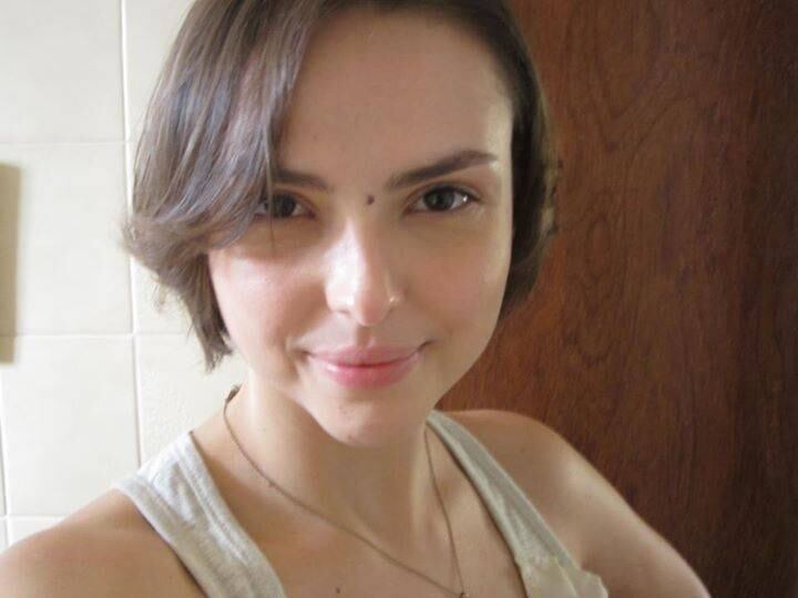 Feliz com a vitória, Mariana viaja para Paris na semana que vem. Ela,
que surpreendentemente também é formada em direito, já conhece a capital
da França. Em 2013, ela morou na mesma cidade por nove meses, onde fez o
curso "Grand Diplome na Le Cordon Bleu", que é referência como escola
de culinária há mais de um século. Mas, para ela, a nova oportunidade de
voltar à Paris traz boas perspectivas futuras

— Pretendo seguir trabalhando na área e, mais para frente, começar um negócio próprio e talvez dar aulas