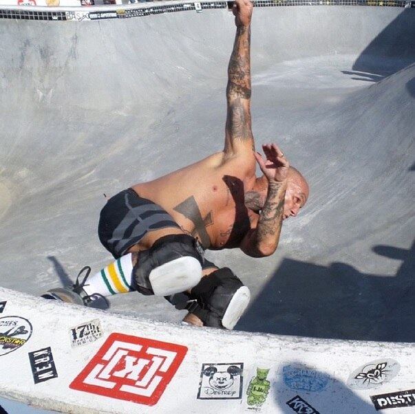Jay Adams era uma lenda viva do skate. Após revolucionar o esporte, o americano não resistiu a um ataque cardíaco e faleceu no dia 14 de agosto, aos 53 anos

Multiesportista! Musa do skate mostra que manda bem em várias outras modalidades

R7 faz rolê insano com Bob Burnquist e outras feras do skate. Confira as fotos!
