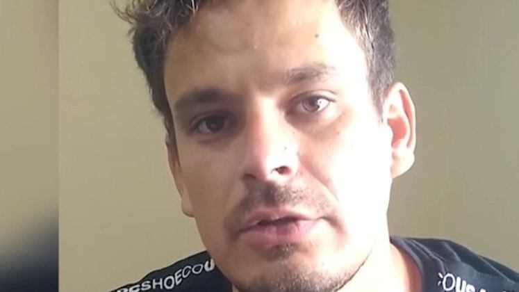 Kelber foi preso em São Paulo e, antes de ser encontrado pela polícia, ele gravou um vídeo confessando o crime. O filho mais velho foi entregue para os pais dele em Minas Gerais