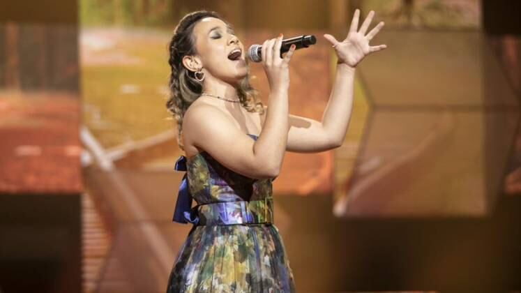 Isa Bragatto arrasou na sua apresentação e levantou 86 jurados com a música
Travessia, de Milton Nascimento. Mas, não foi o suficiente para voltar à disputa