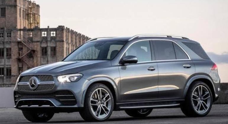 Feito para poucos o Mercedes-Benz GLE 400D é o que se pode chamar de Crossover de luxo
