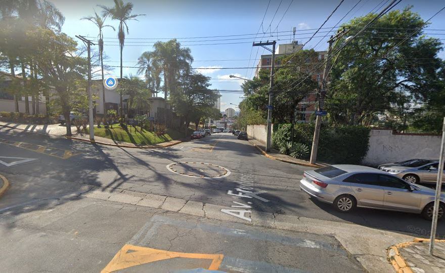 Motorista foi baleado em cruzamento em Suzano