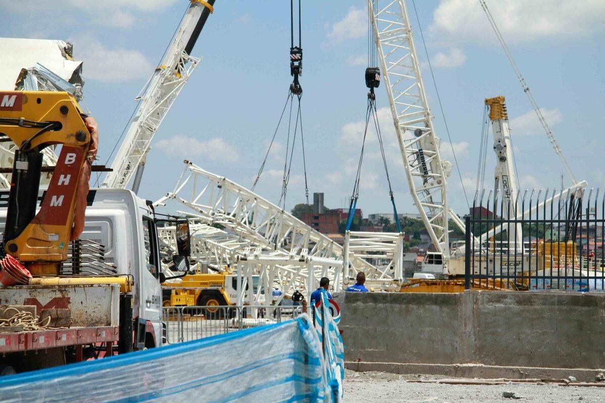 Cobertura metálica do Itaquerão foi dividia para facilitar remoção