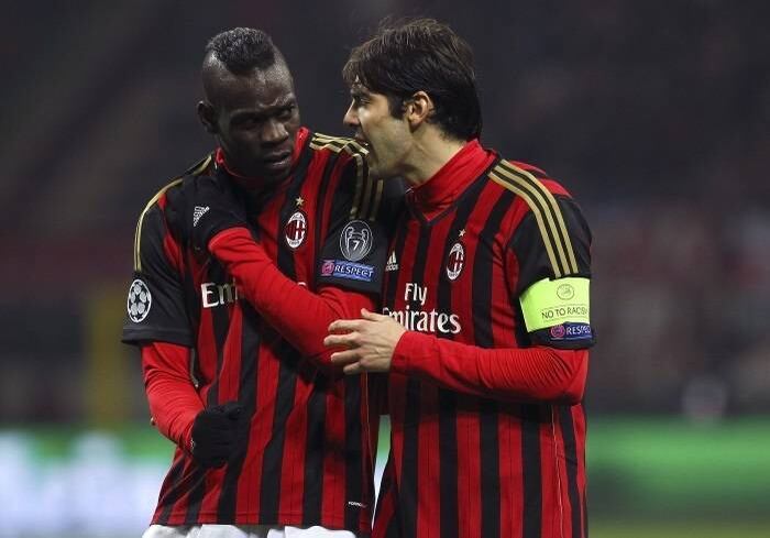 Apesar do mau momento do Milan, o brasileiro Kaká parece ter reencontrado a alegria de jogar futebol na equipe italiana. Na última sexta-feira (28), o capitão rubro-negro concedeu entrevista ao jornal la Gazzetta dello Sport e falou sobre diversos assuntos, incluindo a relação com o problemático Mario Balotelli, a personalidade do técnico Clarence Seedorf e a esperança de estar na lista da Copa do Mundo; confira as melhores frases de Kaká