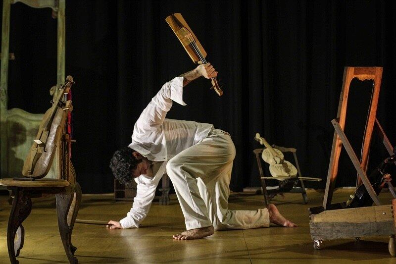 Alicio Amaral conta a história da Rabeca em peça