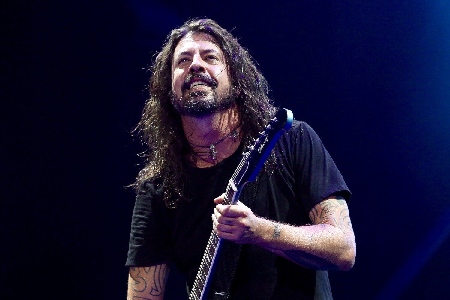 As bandas Foo Fighters e Queens of the Stone Age fizeram a primeira de duas apresentações marcadas em São Paulo, nesta terça-feira (28). E lotaram o estádio Allianz Parque! Os brasileiros da banda Ego Kill Talent fizeram o show de abertura